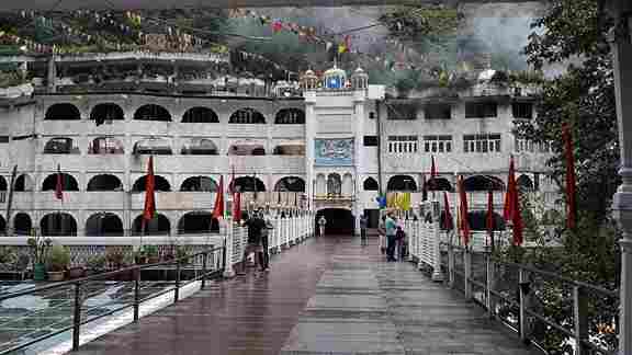 manikaran temple